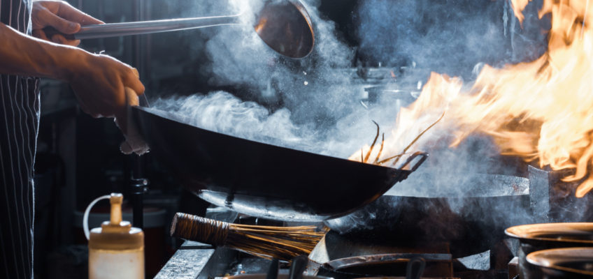 Cappa con Carboni Attivi nel Ristorante: Pulizia e Sicurezza per un’Ambiente di Lavoro Perfetto